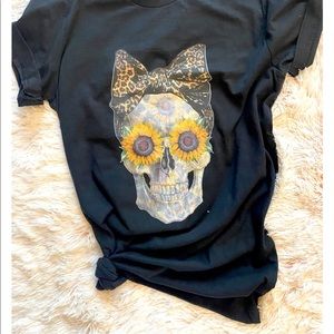 Black Sunflower Skull Tee
